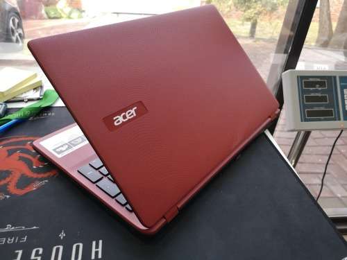 *Beautiful Red**AS NEW*ACER ASPIRE E15*i3-5005U*4GB*1000GB HDD*HD